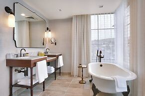 The Advenire, Autograph Collection