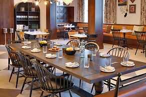 The Advenire, Autograph Collection