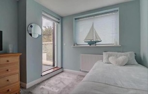 Oxford Street 5 Bedroom Townhouse