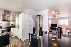 Oxford Street 5 Bedroom Townhouse