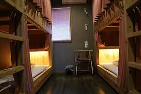 HOSTEL Co-EDO