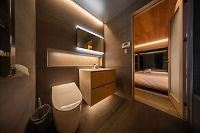 Eminence by The Hakuba Collection