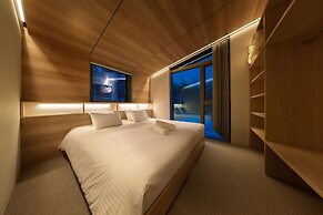 Eminence by The Hakuba Collection