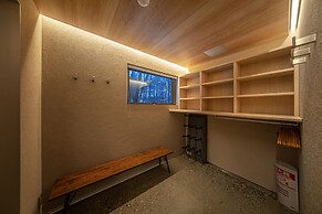 Eminence by The Hakuba Collection