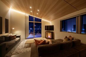 Eminence by The Hakuba Collection