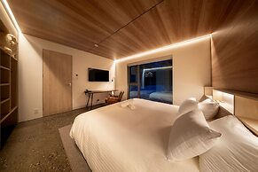 Eminence by The Hakuba Collection