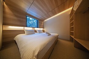 Eminence by The Hakuba Collection