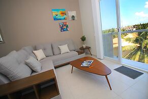 Riviera Towers 2BR & Pool