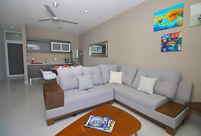 Riviera Towers 2BR & Pool