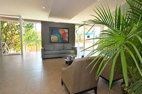 Riviera Towers 2BR & Pool