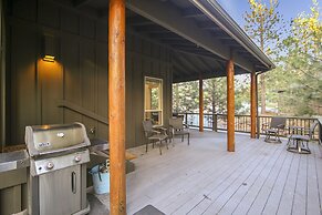 Big Canyon Home with Pool, Hot Tub, and Deschutes River Trail Access b