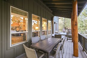 Big Canyon Home with Pool, Hot Tub, and Deschutes River Trail Access b