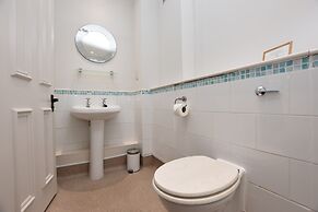 The Halford Bridge Inn