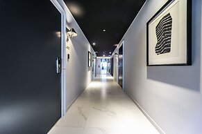 Browndot Hotel - Gold