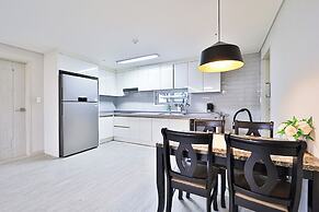 Browndot Hotel - Gold