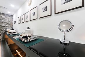 Browndot Hotel - Gold