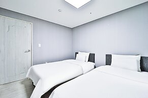 Browndot Hotel - Gold