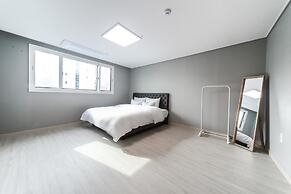 Browndot Hotel - Gold