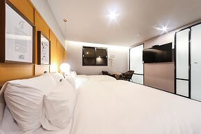 Browndot Hotel - Gold