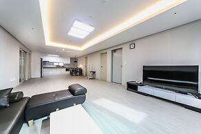 Browndot Hotel - Gold