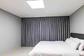 Browndot Hotel - Gold