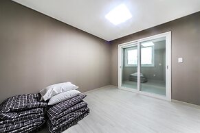 Browndot Hotel - Gold