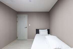 Browndot Hotel - Gold