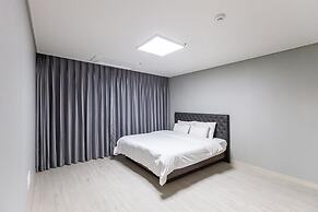 Browndot Hotel - Gold