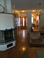 Rukariutta Apartments