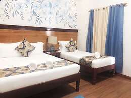 Blue Waters Inn Coron