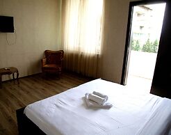 Hotel Satori