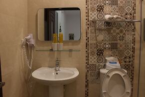 Little Pianist Hostel