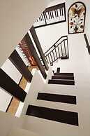 Little Pianist Hostel