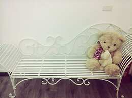 Little Pianist Hostel