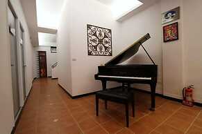 Little Pianist Hostel