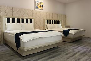 Little Pianist Hostel