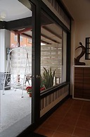 Little Pianist Hostel