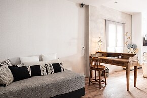 Domus Aqua, Member of Domus Elegance Collection