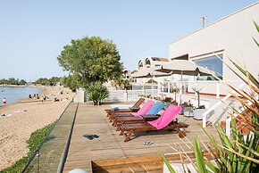 Domus Aqua, Member of Domus Elegance Collection