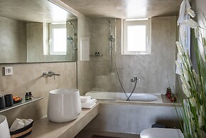 Domus Aqua, Member of Domus Elegance Collection