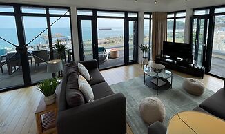 Riviera Apartments
