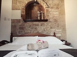 Hanna Koumi Boutique Hotel
