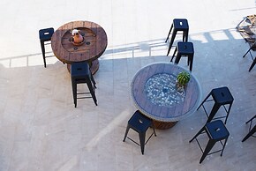 Hanna Koumi Boutique Hotel