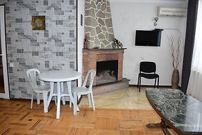 Lea Guest House