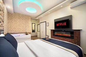 Istanbul Hotel & Suites