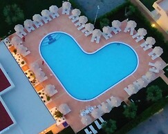Poseidon Swim & Restaurant Aparthotel