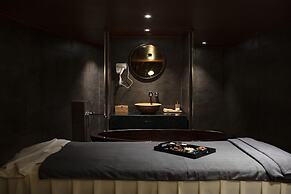 Scarlet Pearl Cruises