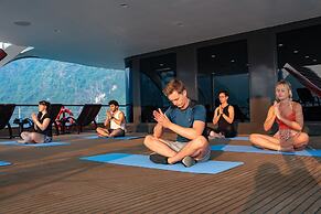 Scarlet Pearl Cruises