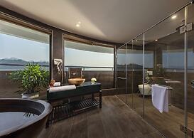 Scarlet Pearl Cruises