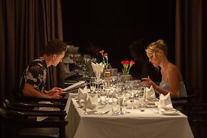 Scarlet Pearl Cruises